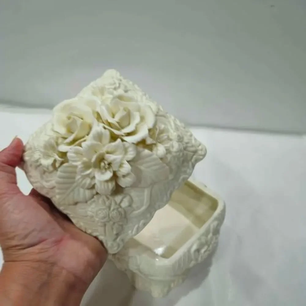 Unbranded ornate white